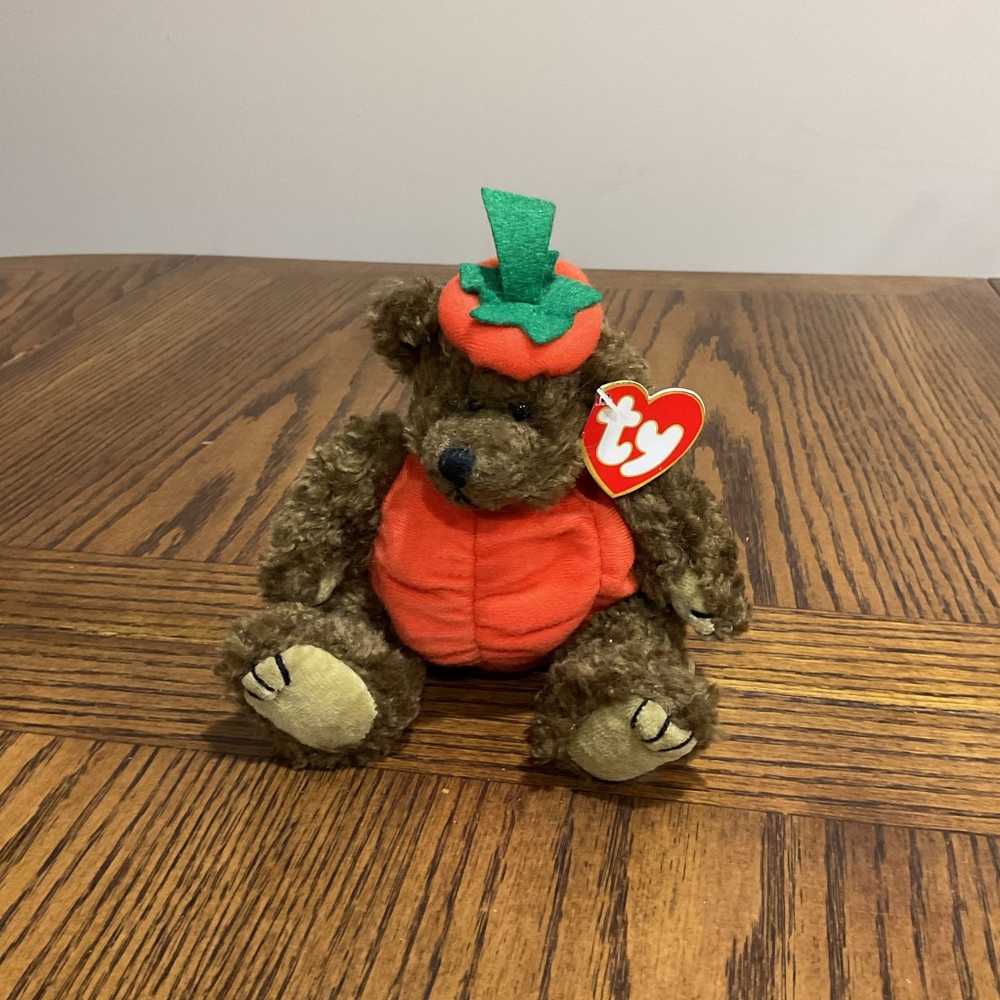 Ty Brown Teddy Bear PETER in Orange Pumpkin Costume Halloween gift or decoration